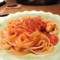 三田ばさら 本店 - 平麺パスタのタリアテッレはチーズがきいていて美味しい