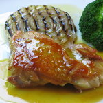 NAOKI - 鶏モモ肉のソテー　オレンジソース