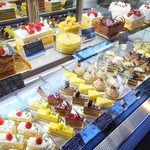 メゾンボングゥ - 店内