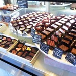 メゾンボングゥ - 店内