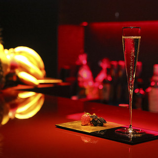 He & Bar (Heiando bar)_0