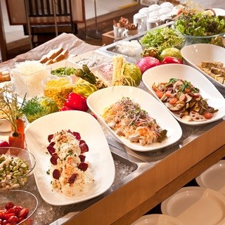 大人気のサラダバー★