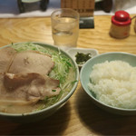 喜来登 - またまた味噌チャーシュー麺(900円)