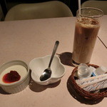LENTEZZA 田町 - 食後は自家製パンナコッタとアイオレ！