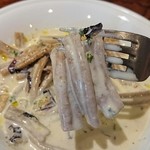 FERRAGOSTO - ゴルゴンゾーラクリームソースからめて。リフト(^-^)/