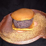 Kitano Esu - 餡子たっぷり 備前の「ぼた餅」皿で！