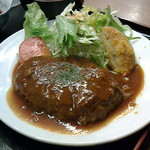おかだ - ランチ：煮込みハンバーグ