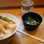 わかば - 天丼とお吸い物です♪これで税込み810円♪