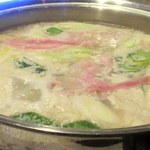 川口屋 - 豆乳鍋で豚シャブです。