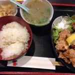 炭火焼鳥 一喜鶏 - 唐揚定食+鶏スープ@2016/01/09