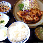 遊 食 酒 空間 カズサ - 豚しょうが焼き定食