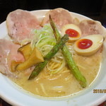 麺69 チキンヒーロー - 極濃味玉ﾁｬｰｼｭｰ1000円也