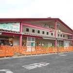 よってけポポラ - 店は結構広いです