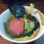 貝ガラ屋 - 牡蠣ソバ ８５０円 お店のブログによると「原価無視！」とのこと(笑)。２０１６年１月９日１０日の昼のみ限定発売。