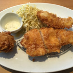 コートレット - 本日のオススメ（海老とほうれん草のグラタンコロッケ、チキンカツ、舌平目のフライ）