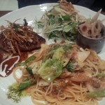 キッチン　ファミーユ - Ｂランチ（800円）パスタ・ハンバーグのセットです