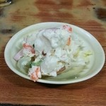 伊勢元酒場 - 自家製ポテト野菜サラダ