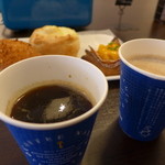 ハレビノ - 横浜・テラコーヒーオリジナルブレンド(アイス、紅茶、アメリカン等ともに100円、おかわり50円)