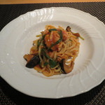 カーロ・エ・カーラ - 生パスタ リングイネ