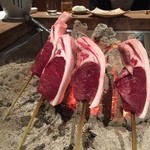 柳家 - たっぷりとあぶらののった仔鹿のロースです。