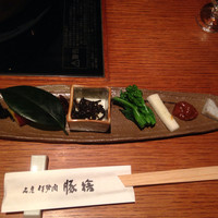豚捨 KITTE丸の内店 - 前菜