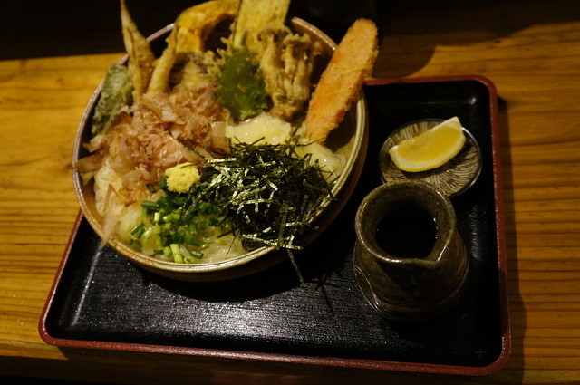 大地のうどん 博多駅ちかてん>