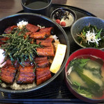 渥美の丼屋 まるみ - 