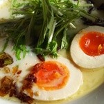 らーめん錦 - 2016/1 トロ玉らーめん塩・トピ～アップ１