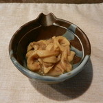 ぶらっ～と - ほやの塩辛（器は酒器でした）