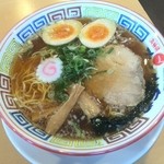 かもめ食堂 - かもめラーメン　味玉のせ　(醤油味)