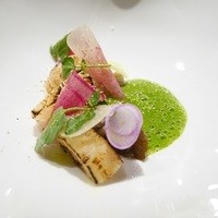 リョウリヤ ステファン パンテル - 帆立の炙り 辛味大根