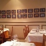 Les Cartes Postales - テーブル間隔は十分