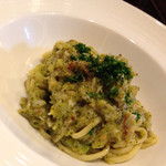 トラットリア ピノ - シラスとブロッコリーのソースのパスタ