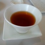お茶はルイボスティを冷茶で・・