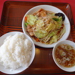 手打ラーメン 珍来 - 肉野菜炒めセット(1000円)、ライス大盛り(＋120円)