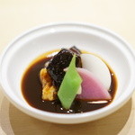 麻布十番　嘉YOSHI - 牛頬肉の赤ワイン煮込み