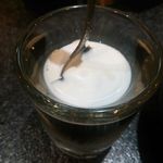 烈志笑魚油 麺香房 三く - 夜のサービス品・店名にちなんで毎時３９分(三く)に食事中の人だけにサービスされる。今回はｺｰﾋｰｾﾞﾘｰ (2015年12月)