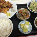 一楽天 - 唐揚げ定食840円