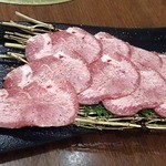 黒毛和牛焼肉 肉處 きっしゃん - タン塩