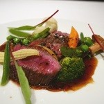 メゾン ポール・ボキューズ - 和牛のローストとフォアグラのソテー