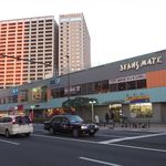 あさくま - JR武蔵小杉駅・横須賀線口近く、綱島街道沿い。ジーンズメイトと同じ建物に、ステーキの「あさくま」