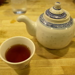 Chuugokushisen Ryourirakuda - お茶はサービス
