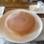 絵本カフェ holo holo - 平日限定のパンケーキ