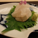 麻布十番 ふくだ - 食感が素敵なかわはぎ