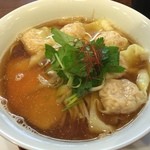 麺や 維新 - ワンタン煮干らぁ麺 ¥900