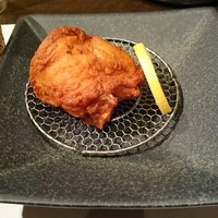 てんぐ - 肉厚、ふぐ唐揚げ