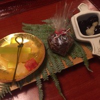 明日香 北千住店 - 先付（数の子他、唐墨赤飯、黒豆）