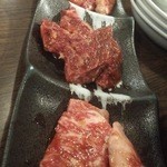 ホルモン肉問屋 小川商店 - 赤身肉三種盛り