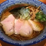 喜元門 - 鶏そば醤油（760円）低温チャーシュー