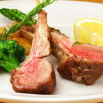 Roasted lamb with herbs (3 pieces/2-3 servings)
